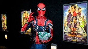 Večer superjunakov Spider-Man: Daleč od doma
